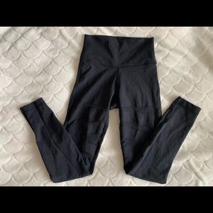 Lululemon workout leggings